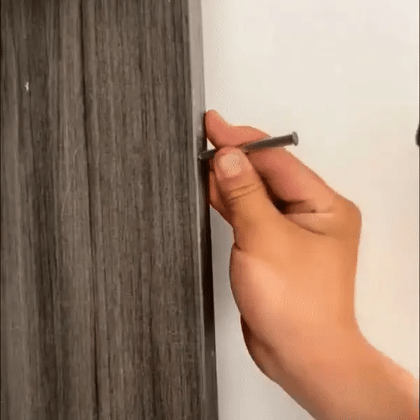 DoubleNail™ – Dubbelzijdige Spijker voor Onzichtbare, Klemvaste Bevestiging