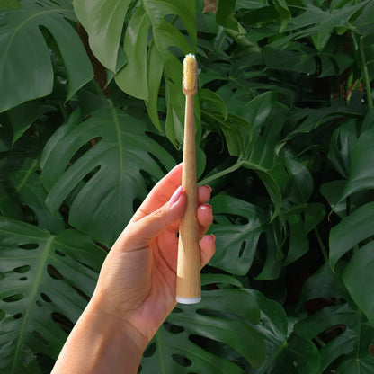 Nura™ Bamboo Brush – De tandenborstel die je lichaam écht beschermt